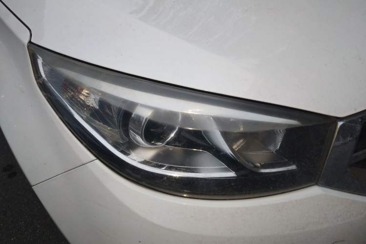 Used Chery Tiggo 3 2015 1.6L Manual Zhishang Commemorative Edition Right Front Headlight