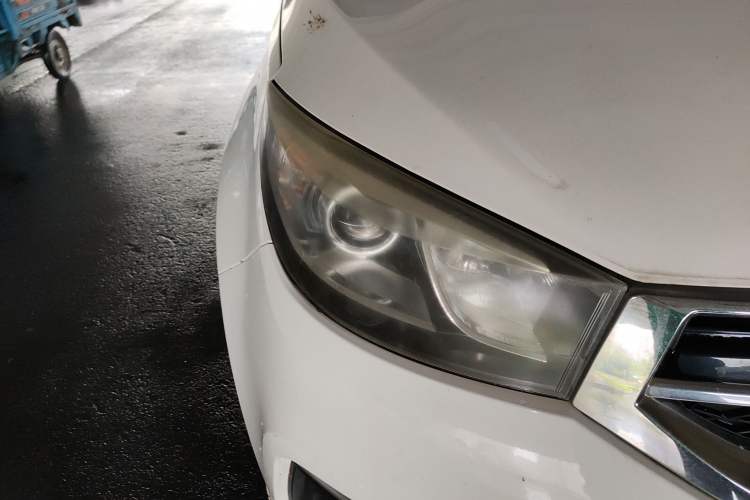 Used Chery Tiggo 3 2015 1.6L CVT ZhiShang Commemorative Edition Right Front Headlight