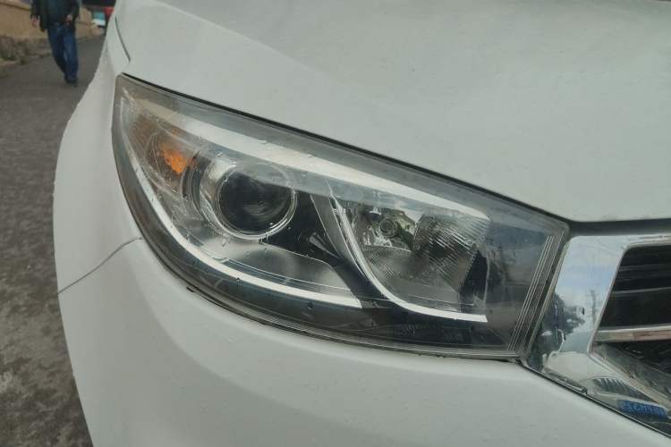 Used Chery Tiggo 3 2015 1.6L Manual Zhishang Commemorative Edition Right Front Headlight