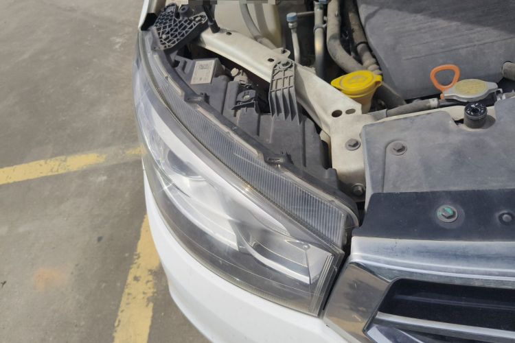 Used Chery Tiggo 3 2015 1.6L Manual Zhishang Sport Edition Right Front Headlight
