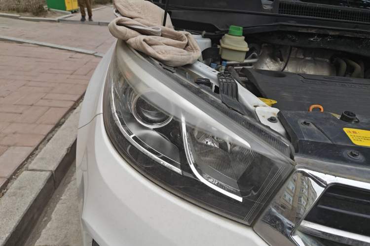 Used Chery Tiggo 3 2015 1.6L Manual Zhishang Sport Edition Right Front Headlight