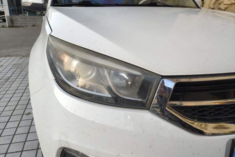Used Chery Tiggo 3 2015 1.6L Manual Zhishang Sport Edition Right Front Headlight