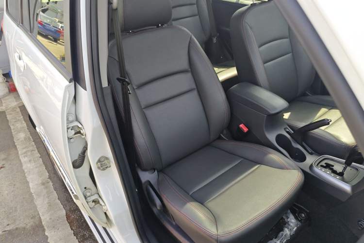 Used Chery Tiggo 3 2015 1.6L CVT ZhiShang Commemorative Edition Right Front Seat