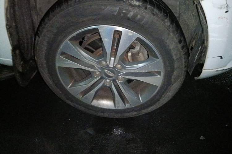 Used Chery Tiggo 3 2015 1.6L Manual Zhishang Commemorative Edition Right Front Wheel Hub