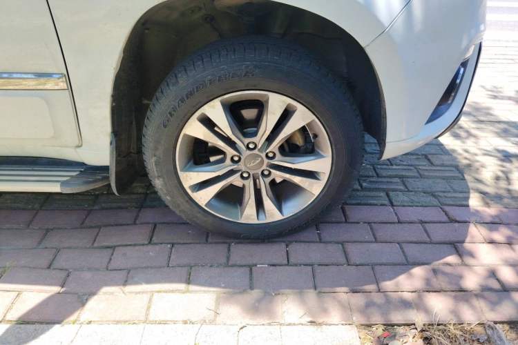 Used Chery Tiggo 3 2015 1.6L Manual Zhishang Sport Edition Right Front Wheel Hub