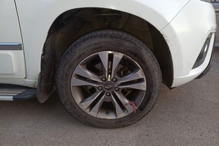 Used Chery Tiggo 3 2015 1.6L Manual Zhishang Sport Edition Right Front Wheel Hub