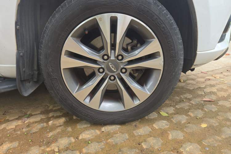 Used Chery Tiggo 3 2015 1.6L Manual Luxury Commemorative Edition Right Front Wheel Hub