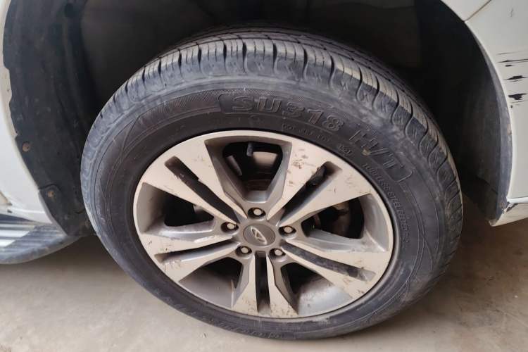 Used Chery Tiggo 3 2015 1.6L Manual Zhishang Sport Edition Right Front Wheel Hub