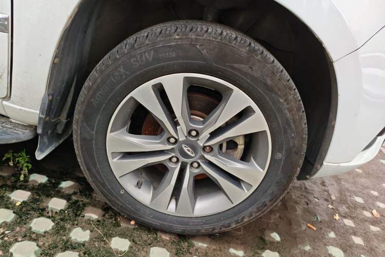 Used Chery Tiggo 3 2015 1.6L CVT ZhiShang Commemorative Edition Right Front Wheel Hub