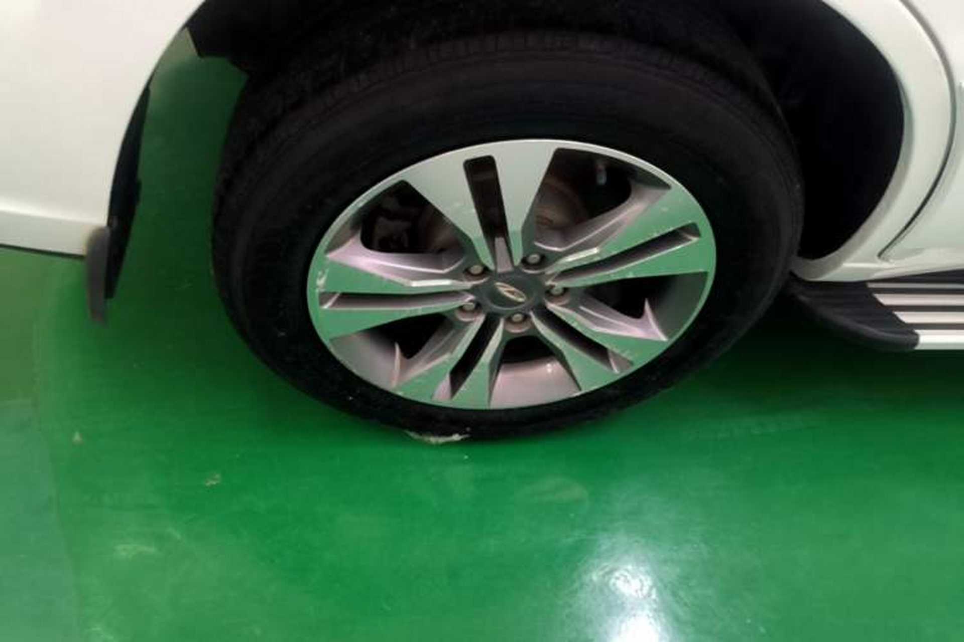 Used Chery Tiggo 3 2015 1.6L CVT ZhiShang Commemorative Edition Right Rear Wheel Hub