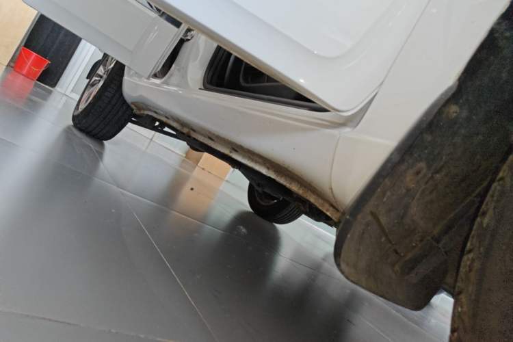Used Chery Tiggo 3 2015 1.6L CVT ZhiShang Commemorative Edition Right Side Sill