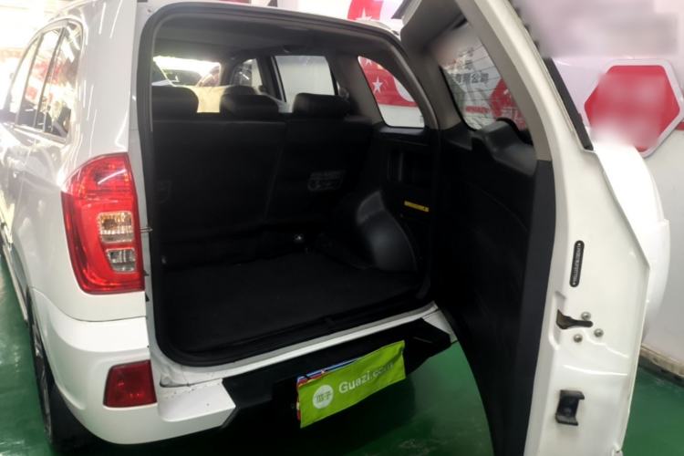 Used Chery Tiggo 3 2015 1.6L CVT ZhiShang Commemorative Edition Trunk