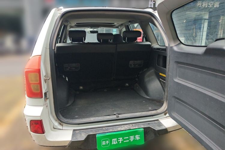 Used Chery Tiggo 3 2015 1.6L Manual Zhishang Sport Edition Trunk