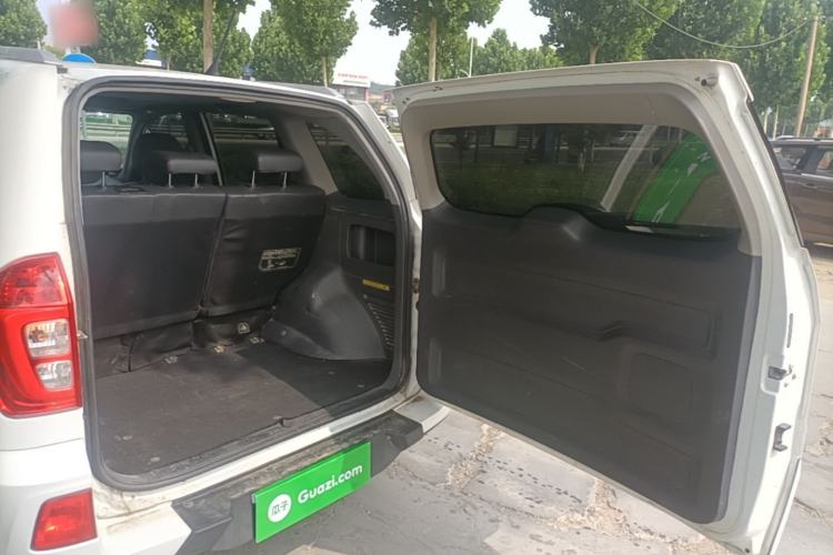 Used Chery Tiggo 3 2015 1.6L Manual Zhishang Sport Edition Trunk