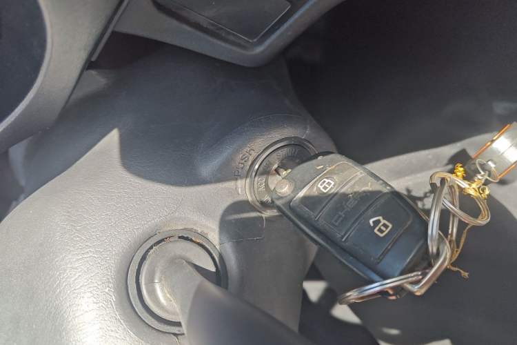Used Chery Tiggo 3 2015 1.6L CVT ZhiShang Commemorative Edition Vehicle Key