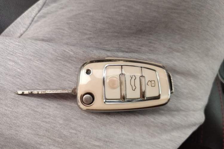 Used Chery Tiggo 3 2015 1.6L CVT ZhiShang Commemorative Edition Vehicle Key
