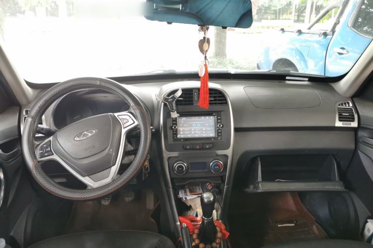 Used Chery Tiggo 3 2015 1.6L Manual Zhishang Sport Edition Center Console