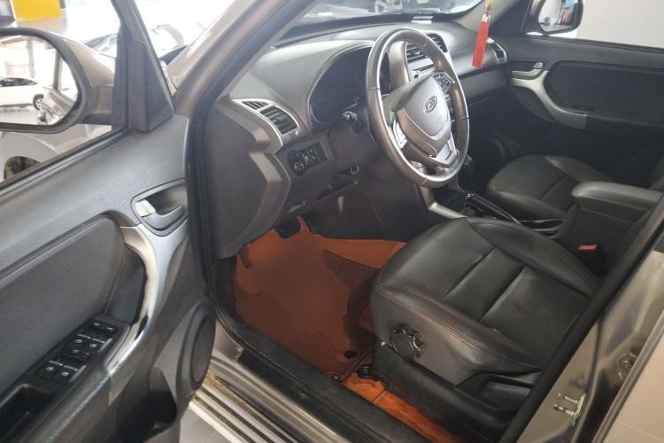Used Chery Tiggo 3 2015 1.6L CVT ZhiShang Sport Edition Driver Seat