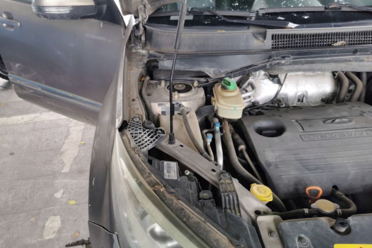 Used Chery Tiggo 3 2015 1.6L Manual Zhishang Sport Edition Engine Bay Right