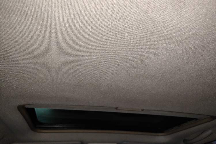 Used Chery Tiggo 3 2015 1.6L CVT ZhiShang Sport Edition Headliner