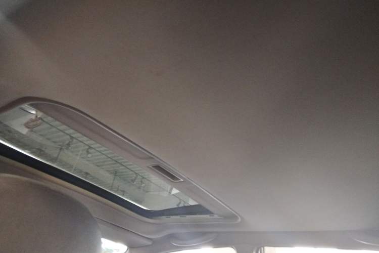 Used Chery Tiggo 3 2015 1.6L CVT ZhiShang Sport Edition Headliner