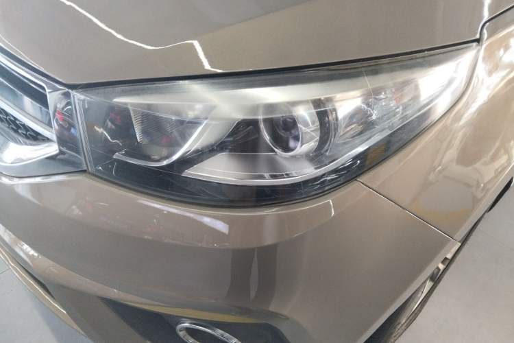 Used Chery Tiggo 3 2015 1.6L CVT ZhiShang Sport Edition Left Front Headlight