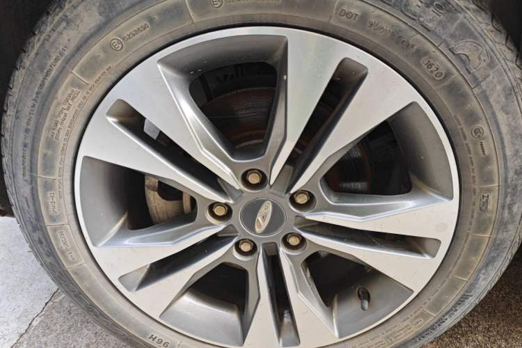 Used Chery Tiggo 3 2015 1.6L Manual Fashion Sport Edition Left Front Wheel Hub