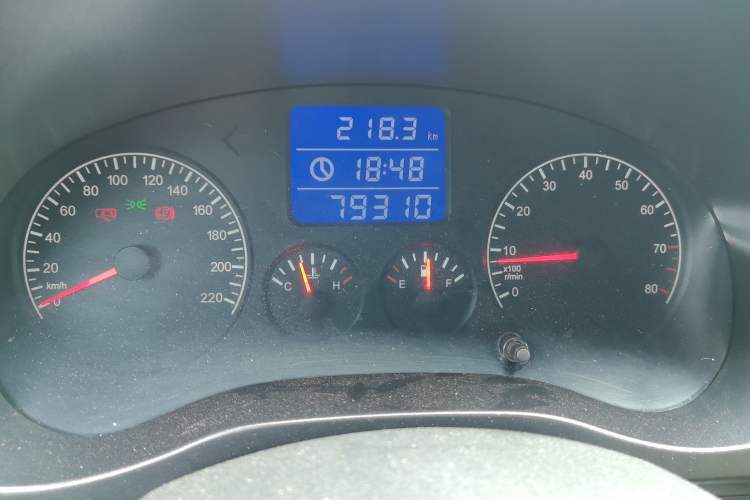 Used Chery Tiggo 3 2015 1.6L Manual Fashion Sport Edition Odometer Close Up