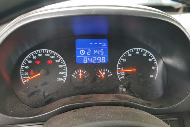 Used Chery Tiggo 3 2015 1.6L Manual Zhishang Sport Edition Odometer Close Up