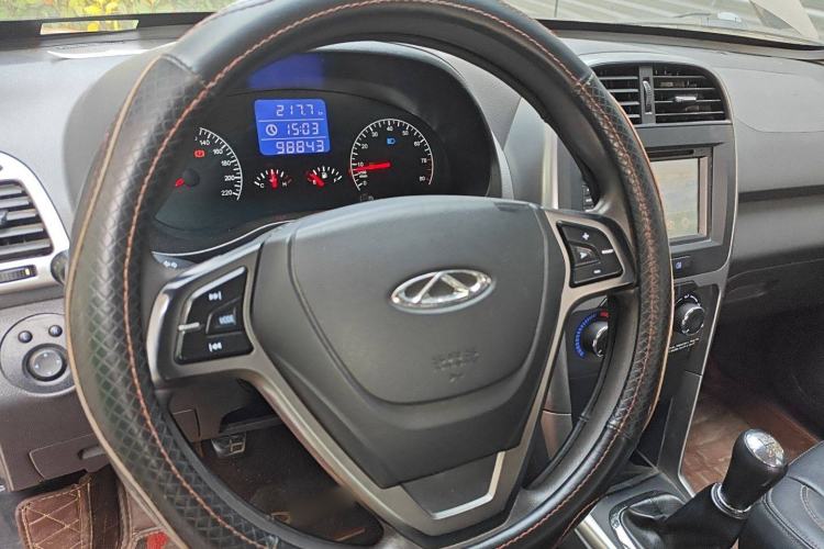 Used Chery Tiggo 3 2015 1.6L Manual Fashion Sport Edition Steering Wheel