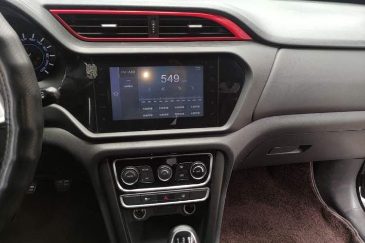 Used Chery Tiggo 3 2016 1.6L Manual ZhiShang Edition Audio And AC Panel