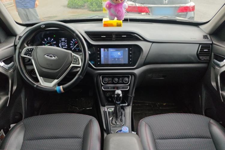 Used Chery Tiggo 3 2016 1.6L CVT ZhiShang Edition Center Console
