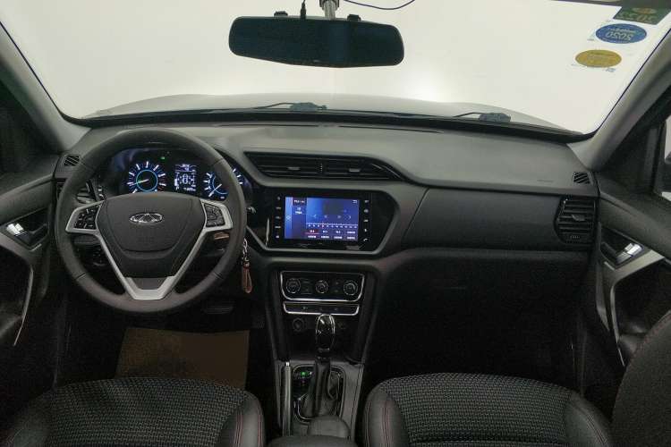 Used Chery Tiggo 3 2016 1.6L CVT ZhiShang Edition Center Console