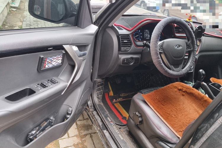 Used Chery Tiggo 3 2016 1.6L Manual ZhiShang Edition Driver Seat