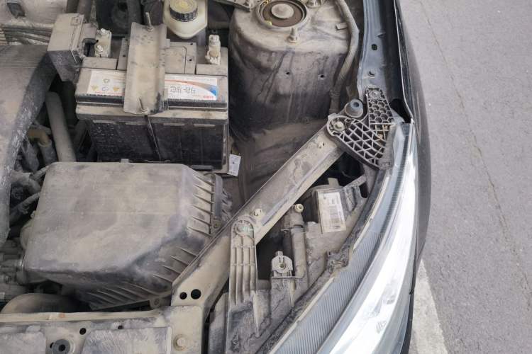 Used Chery Tiggo 3 2016 1.6L Manual ZhiShang Edition Engine Bay Left