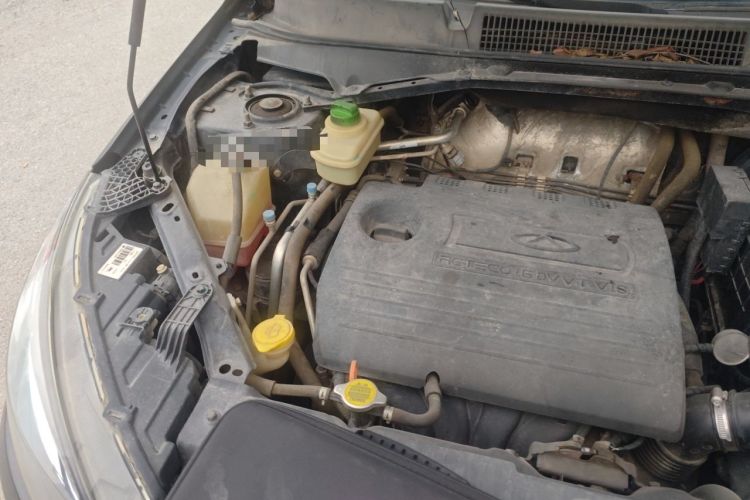 Used Chery Tiggo 3 2016 1.6L CVT ZhiShang Edition Engine Bay Right