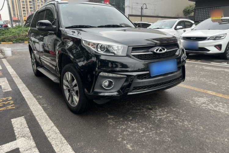 Used Chery Tiggo 3 2016 1.6L Manual ZhiShang Edition Exterior 2