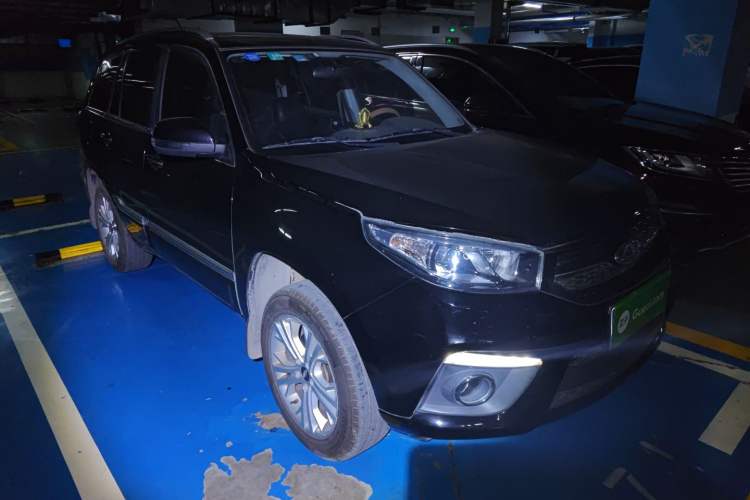 Used Chery Tiggo 3 2016 1.6L CVT Fashion Edition Front Right 45 Deg