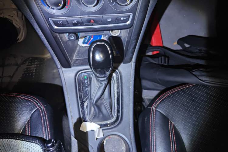 Used Chery Tiggo 3 2016 1.6L CVT Fashion Edition Gear Lever