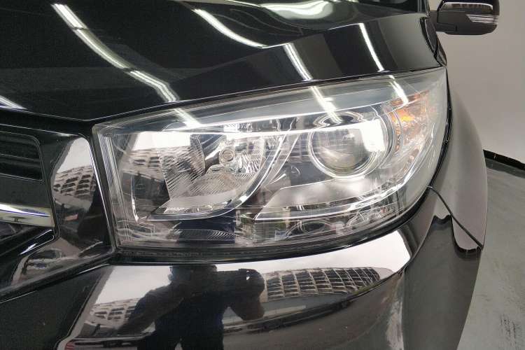 Used Chery Tiggo 3 2016 1.6L CVT ZhiShang Edition Left Front Headlight