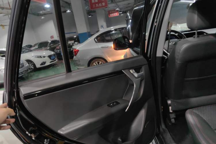 Used Chery Tiggo 3 2016 1.6L CVT ZhiShang Edition Left Rear Door Interior