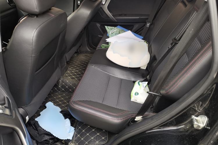 Used Chery Tiggo 3 2016 1.6L Manual ZhiShang Edition Left Rear Seat
