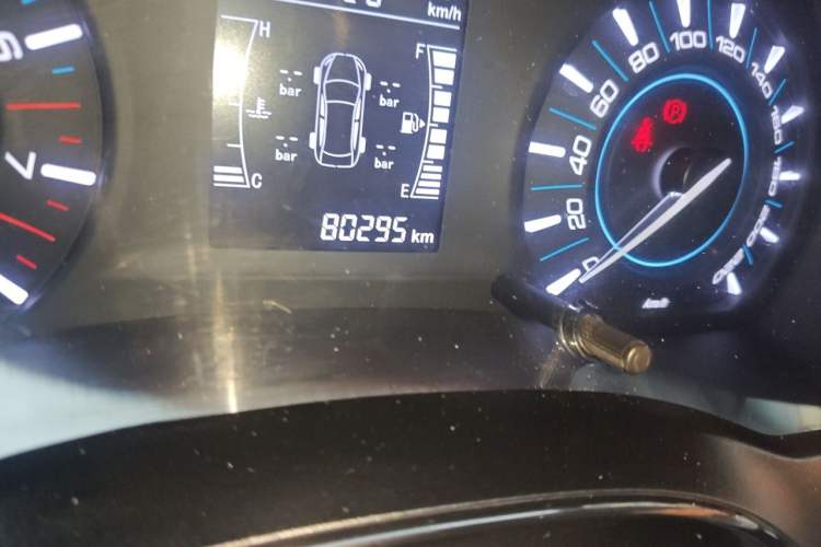 Used Chery Tiggo 3 2016 1.6L Manual ZhiShang Edition Odometer Close Up