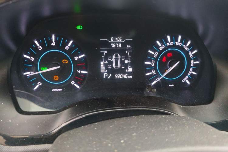 Used Chery Tiggo 3 2016 1.6L CVT ZhiShang Edition Odometer Close Up