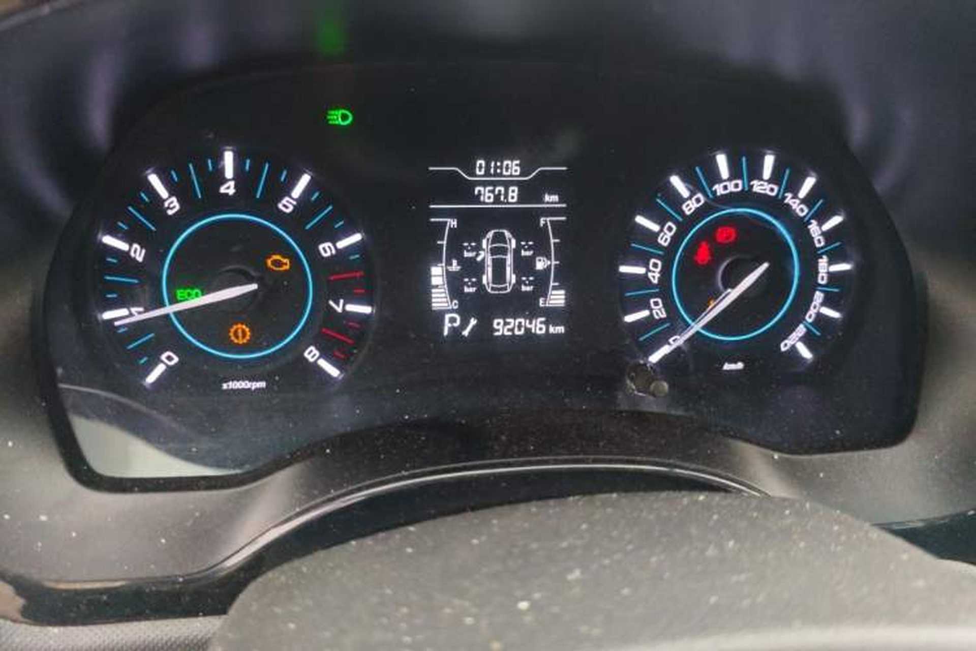 Used Chery Tiggo 3 2016 1.6L CVT ZhiShang Edition Odometer Close Up