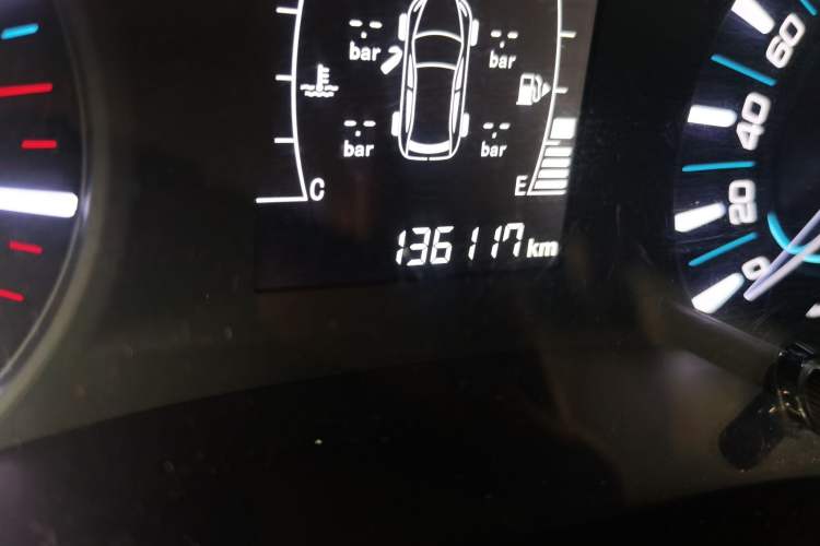 Used Chery Tiggo 3 2016 1.6L Manual ZhiShang Edition Odometer Close Up