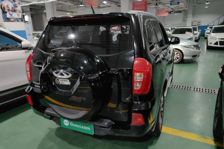 Used Chery Tiggo 3 2016 1.6L CVT ZhiShang Edition Rear Right 45 Deg