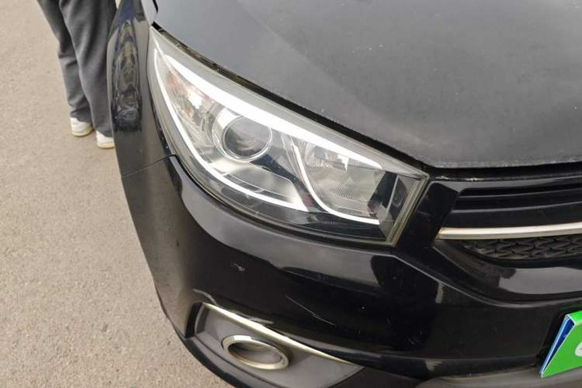 Used Chery Tiggo 3 2016 1.6L CVT ZhiShang Edition Right Front Headlight