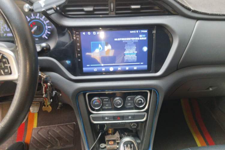 Used Chery Tiggo 3 2016 1.6L Manual ZhiShang Edition Audio And AC Panel