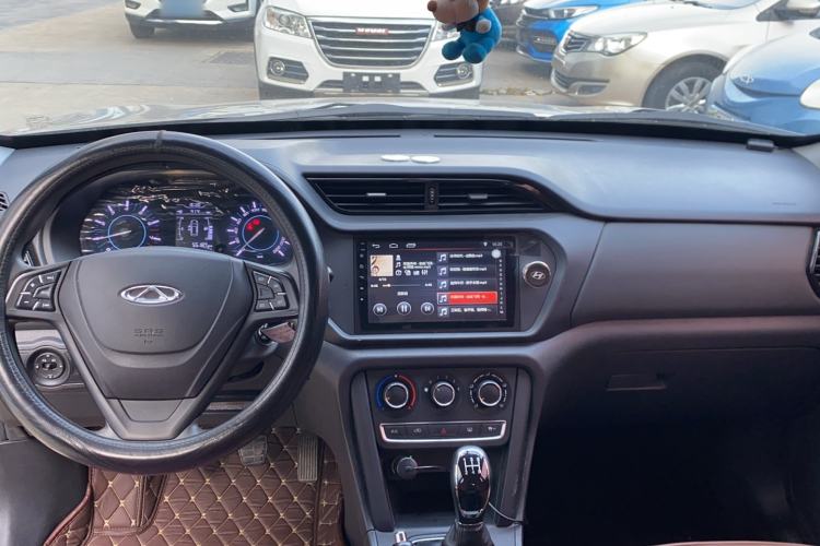 Used Chery Tiggo 3 2016 1.6L Manual Fashion Edition Center Console